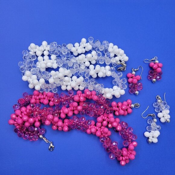 WHITE and Clear Glassy Faceted Bead Cluster Necklace and Earrings Set - Picture 9 of 9